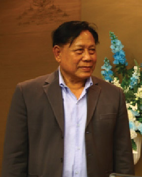 2.รศ.ดร.อัศวิน พรหมโสภา