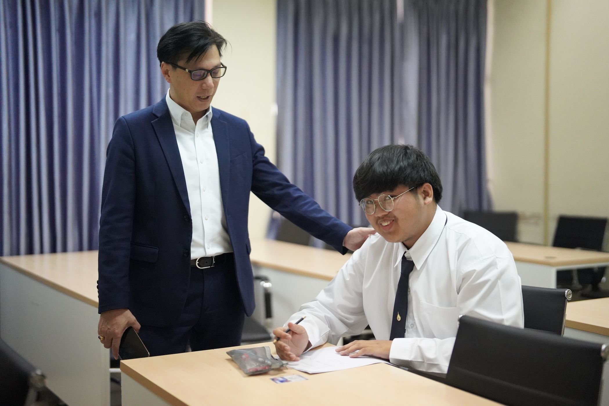 20260901 Dean Visits Encourages Students Midterm Examinations 2026_05
