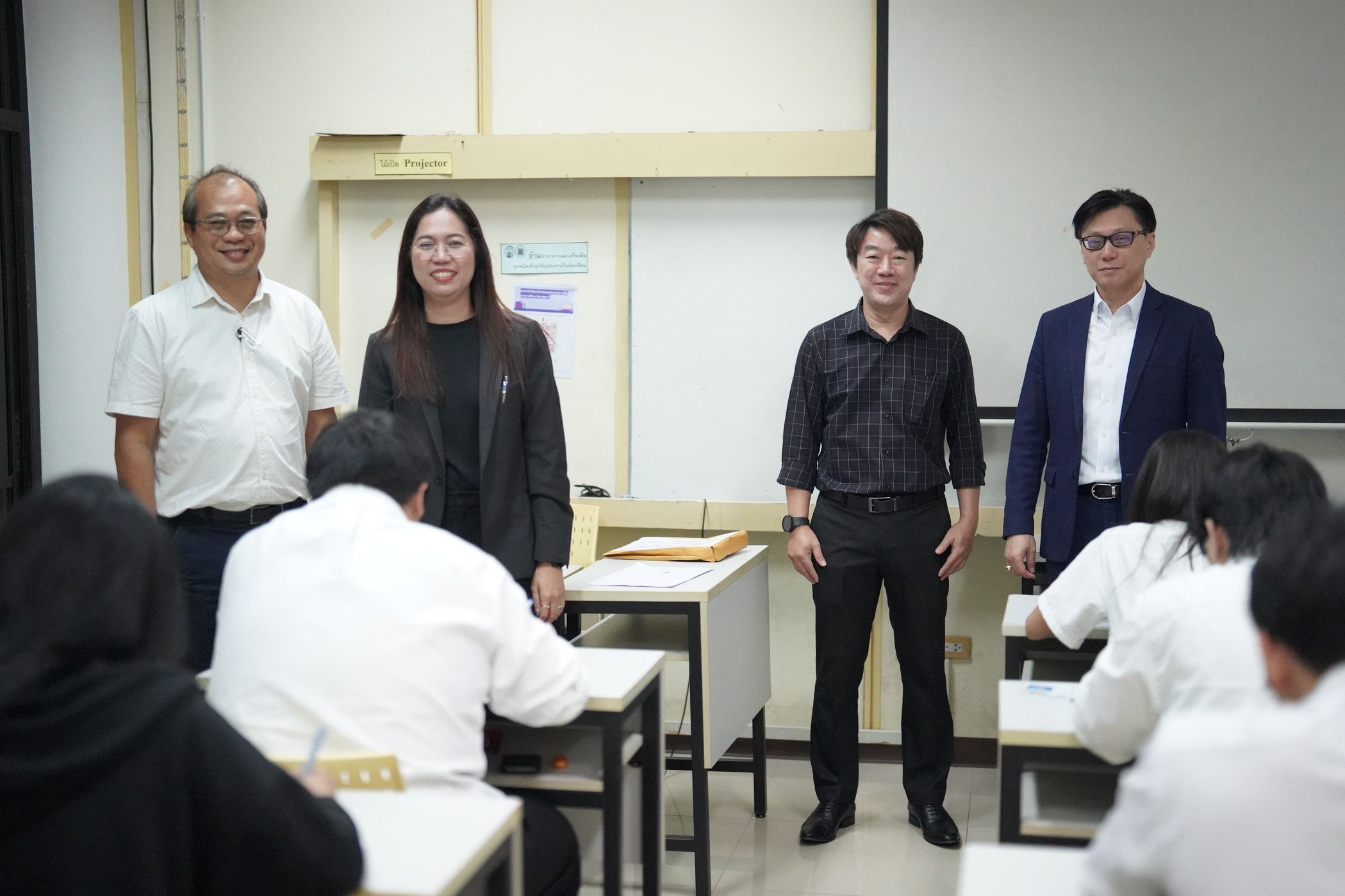 20260901 Dean Visits Encourages Students Midterm Examinations 2026_10